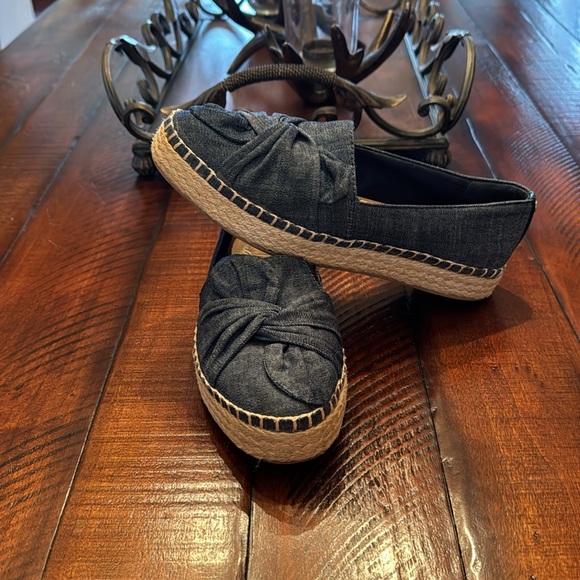 Dr Scholl’s - Picture 2 of 6